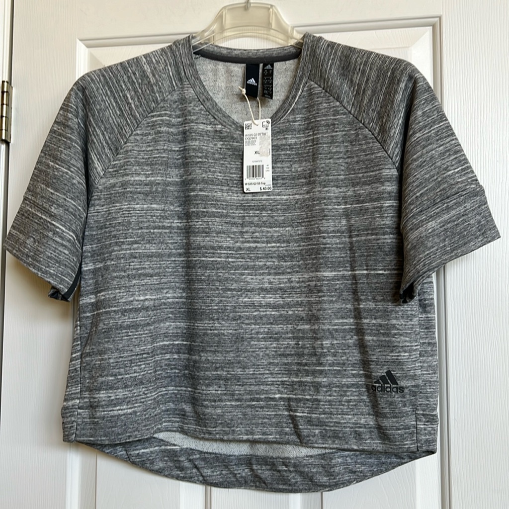 Adidas Top Nwt Adidas Top Nwt